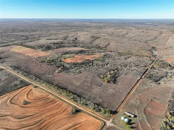 N County Road 1670, Vinson, OK 73571