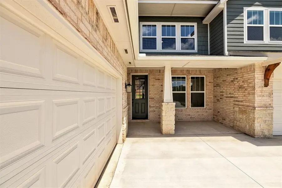 8109 Amber Ridge Drive, Edmond, OK 73034 - Image #3