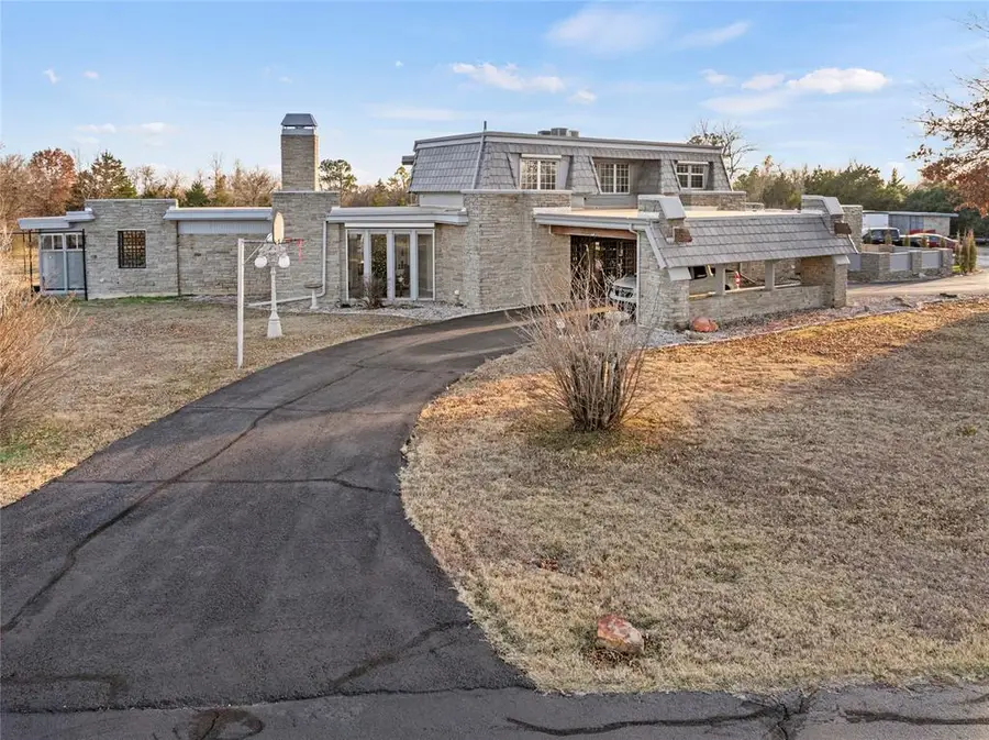 2961 Twin Acres Drive, Norman, OK 73071 - Image #3