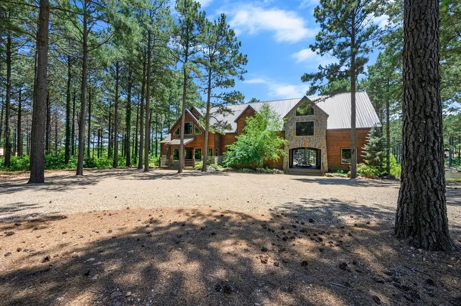 246 Stone Pine Lane, Broken Bow, OK 74728 - Image #2