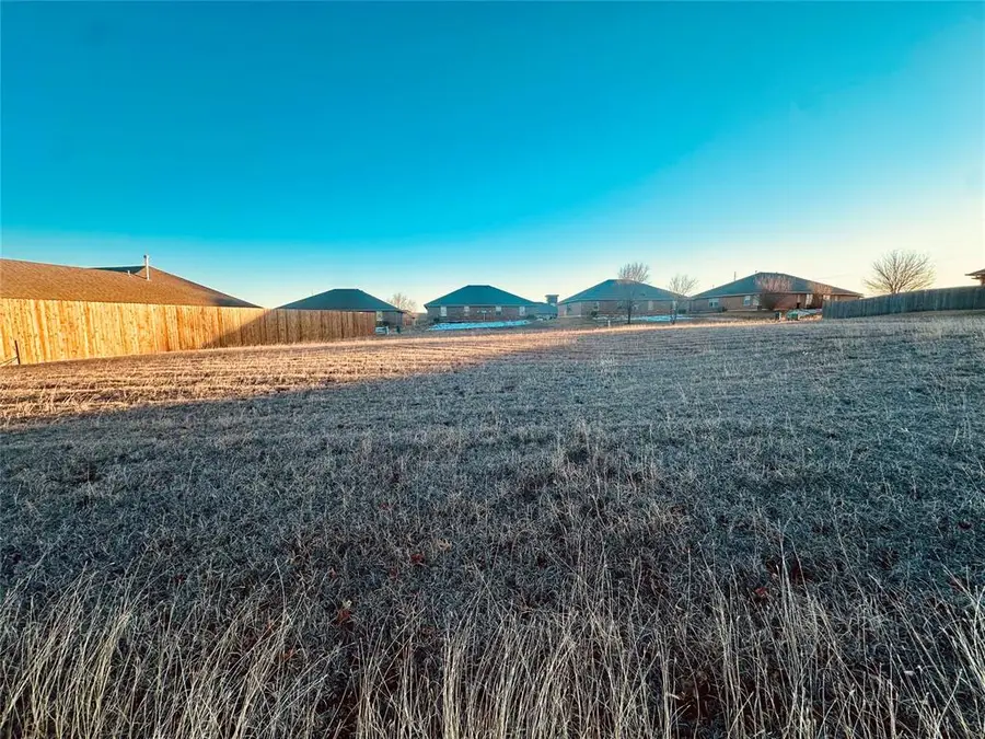 56 Mulberry Street, Clinton, OK 73601 - Image #2