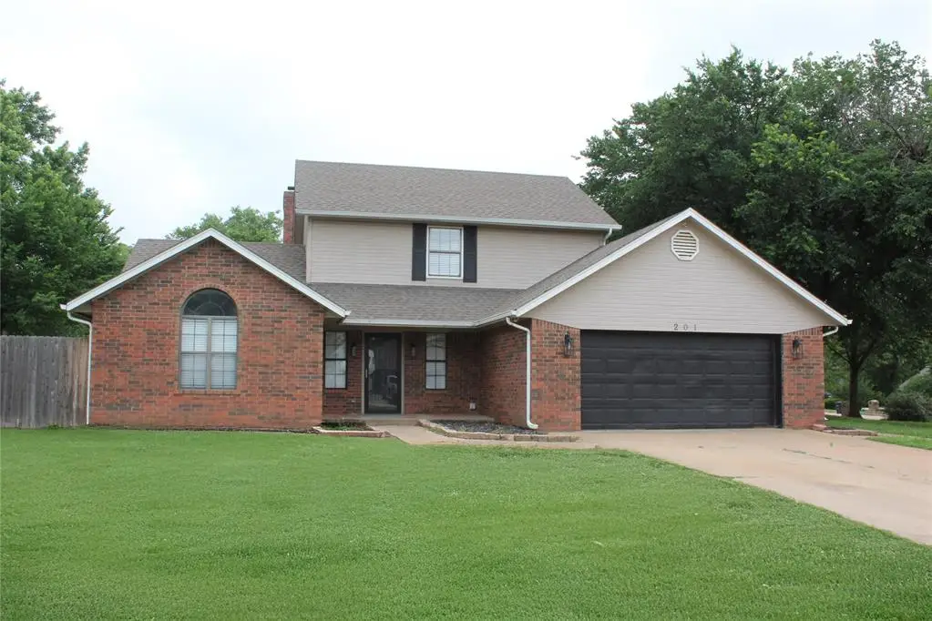 201 E Park Plaza Drive, Stroud, OK 74079 - Image #1