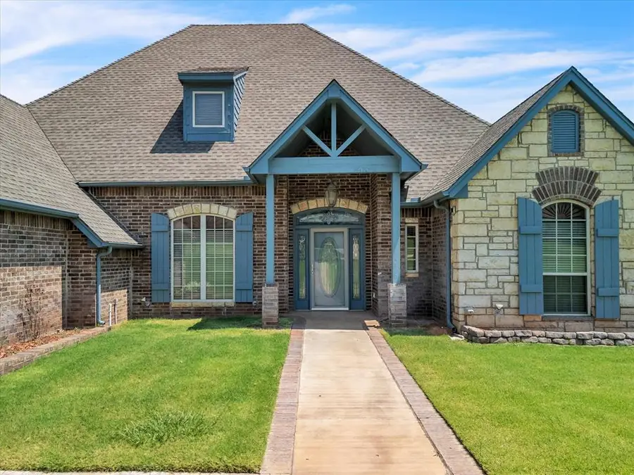 7250 Falcon Ridge, Edmond, OK 73034 - Image #3