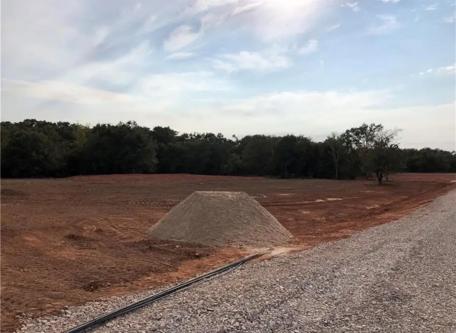 107 Pine Valley Lane, Shawnee, OK 74801 - Image #2