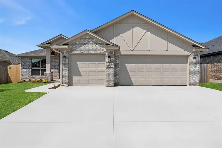 13325 SW 8th Street, Yukon, OK 73099 - Image #2