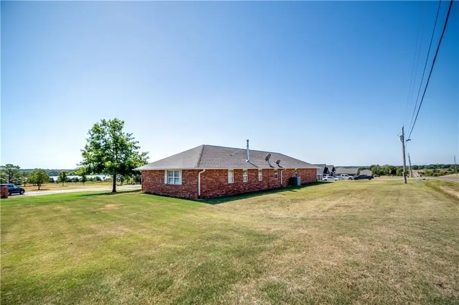 880035 S Carey Lane, Chandler, OK 74834 - Image #2