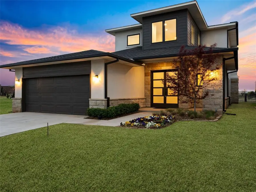 810 NW 72nd Street, Oklahoma City, OK 73116 - Image #2