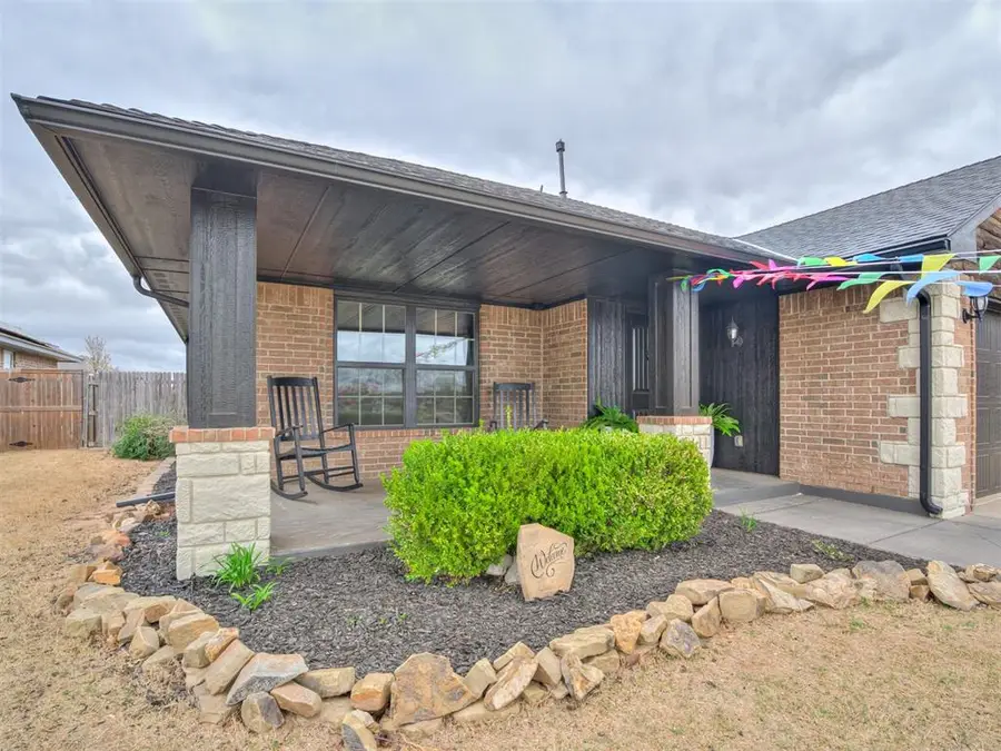 1004 Aspen Creek Terrace, Yukon, OK 73099 - Image #3