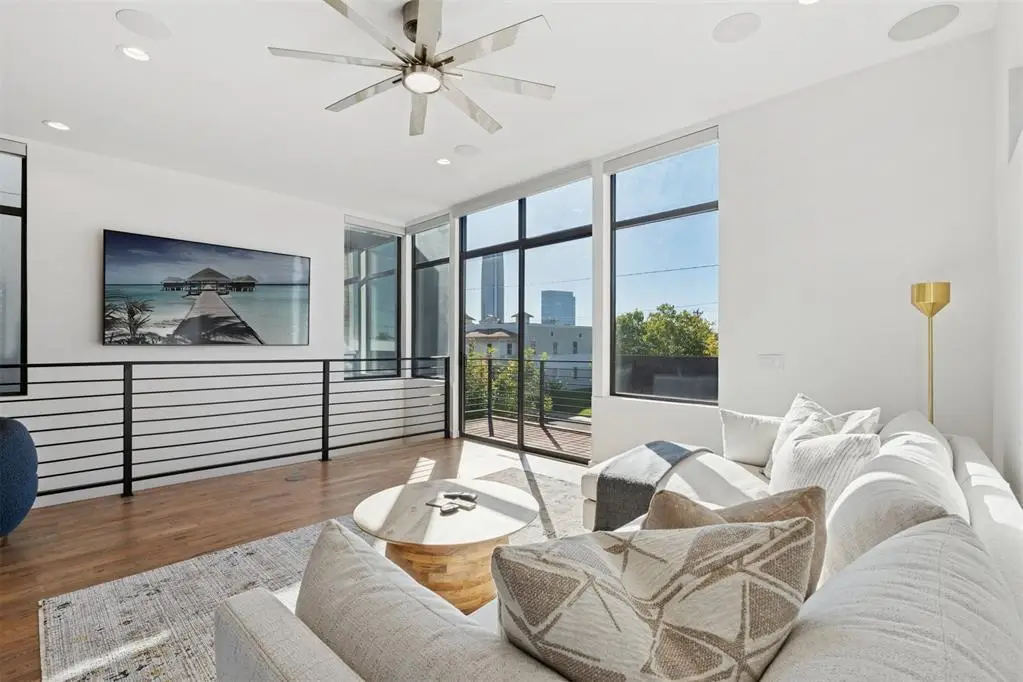 841 NW 6th Street, Oklahoma City, OK 73106 - Image #1