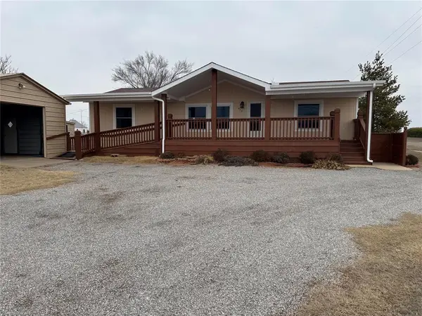 418 S Elm Street, Custer City, OK 73639