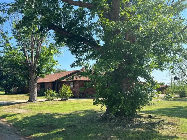 114 N Rambo Street, Dill City, OK 73641