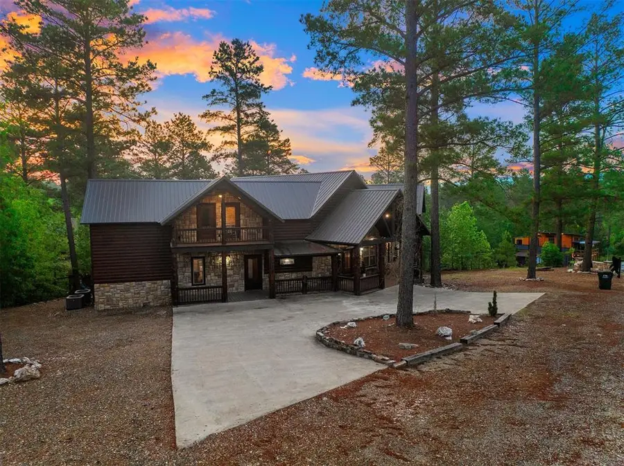 412 W Eagle Mountain Trail, Broken Bow, OK 74728 - Image #3