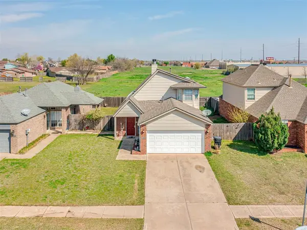 1011 SW 22nd Street, Moore, OK 73170