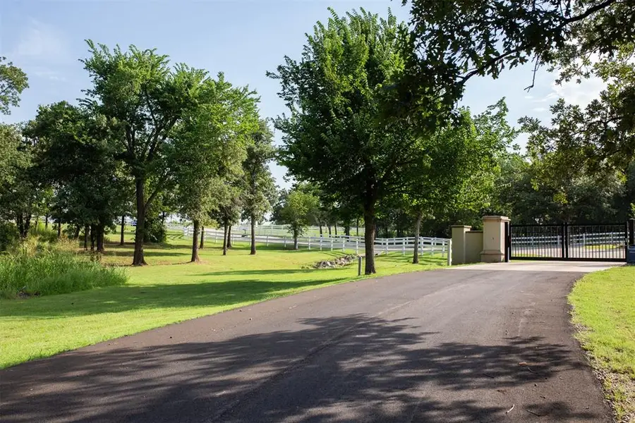 9162 Creek View Road, Guthrie, OK 73044 - Image #3