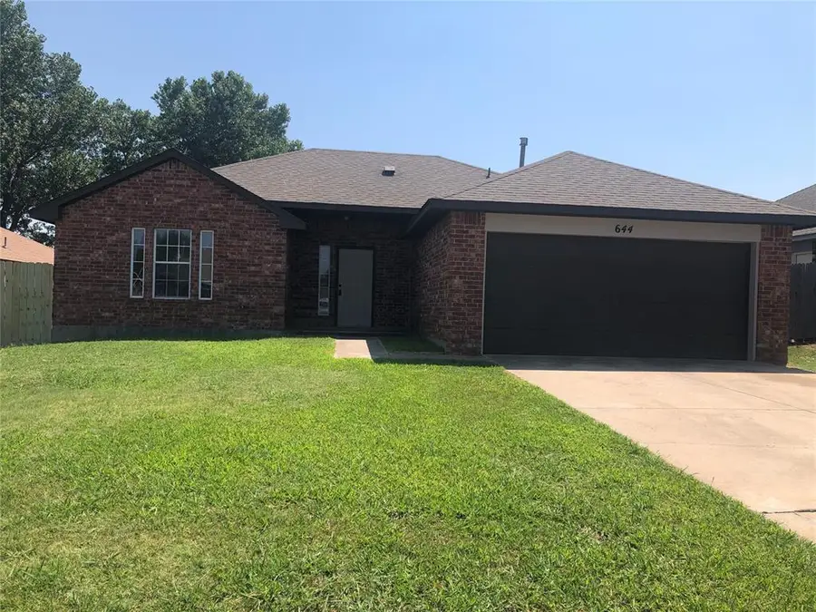 644 NW 20th Street, Moore, OK 73160 - #2