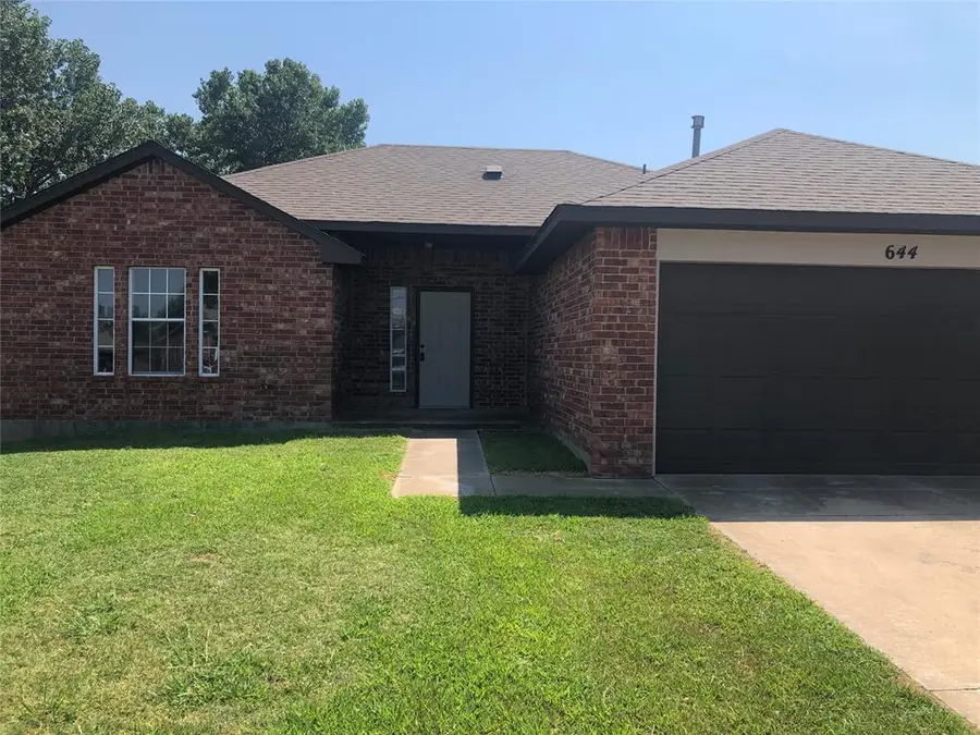 644 NW 20th Street, Moore, OK 73160 - #3