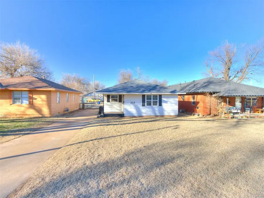 212 E Oklahoma Avenue, Kingfisher, OK 73750 - Image #3