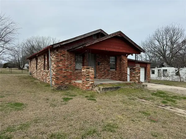 321 S Ocheese Avenue, Wewoka, OK 74884