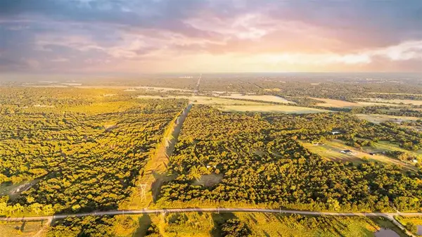 21725 N Pottawatomie Road, Luther, OK 73054