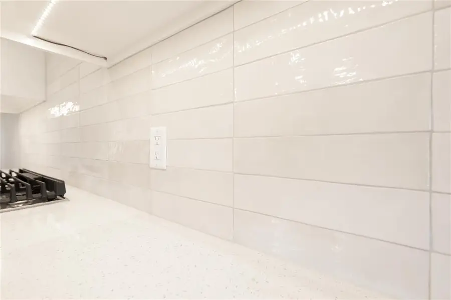 16020 Coneflower Drive, Edmond, OK 73013 - Image #3