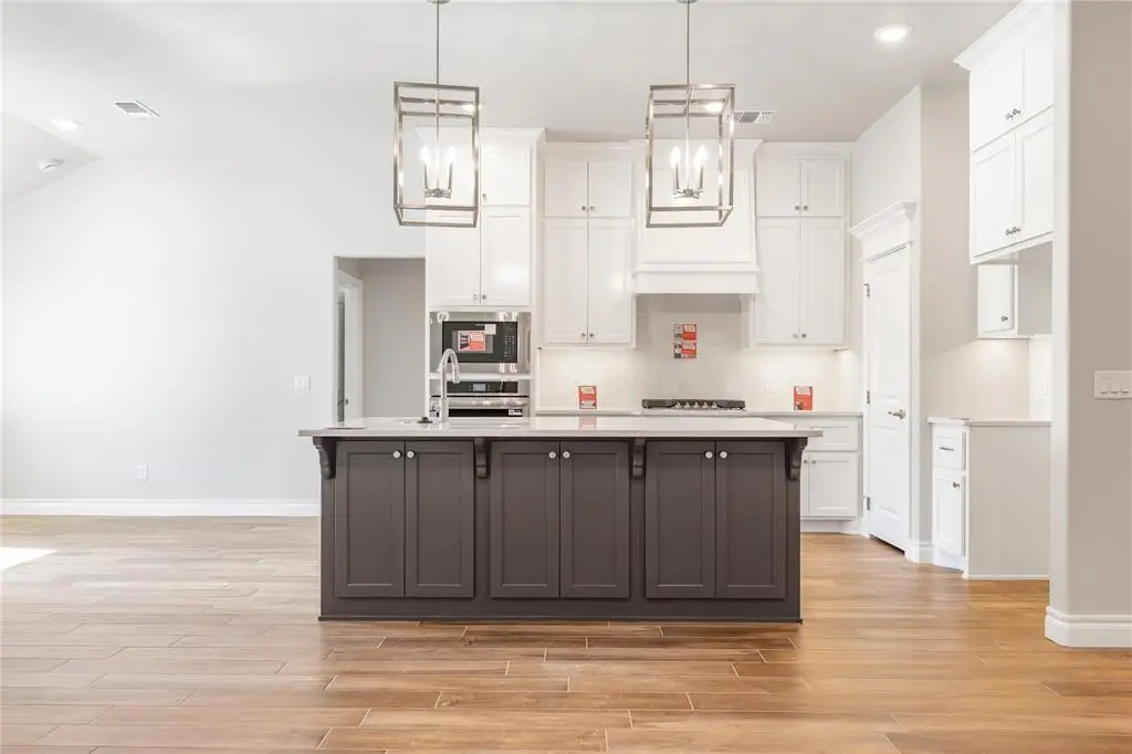 4208 NW 158th Street, Edmond, OK 73013 - Image #1