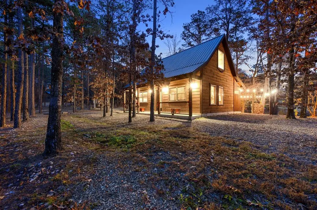 138 Guppy Lane, Broken Bow, OK 74728 - Image #1