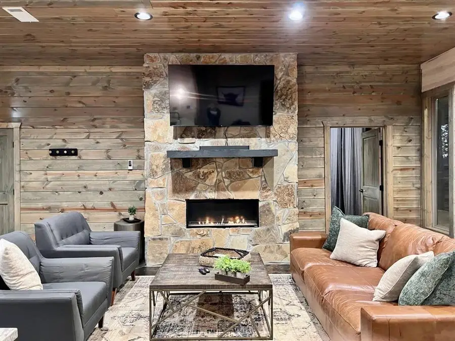 252 Bass Cat Trail, Broken Bow, OK 74728 - Image #3