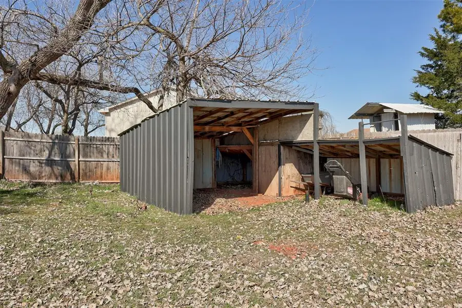611 N Canadian Terrace, Mustang, OK 73064 - Image #2