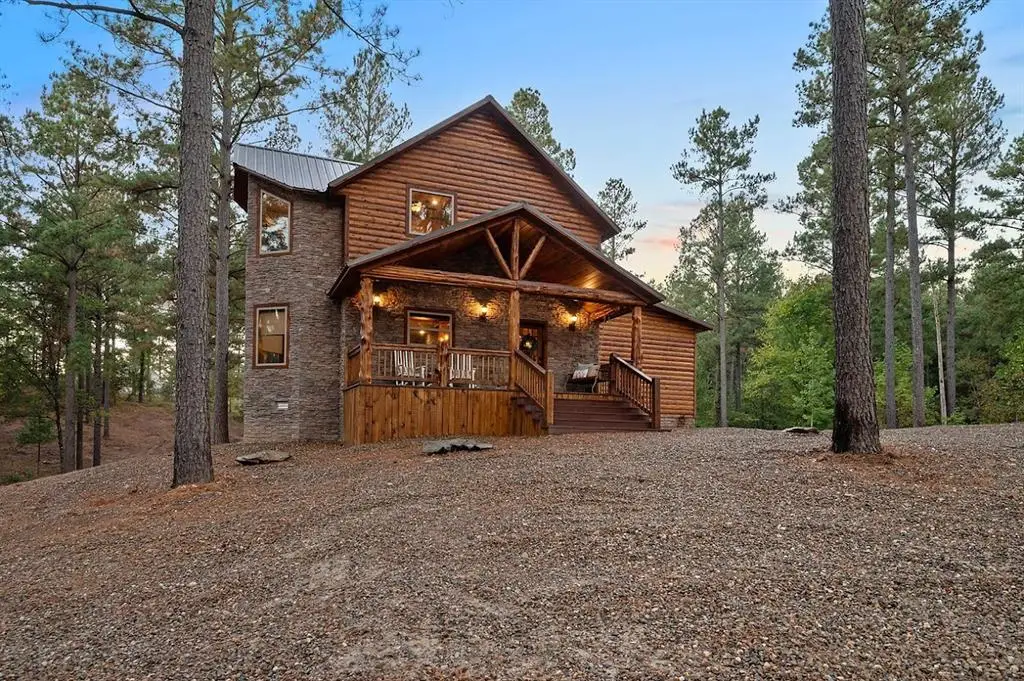 160 Wild Turkey Trail, Broken Bow, OK 74728 - Image #1