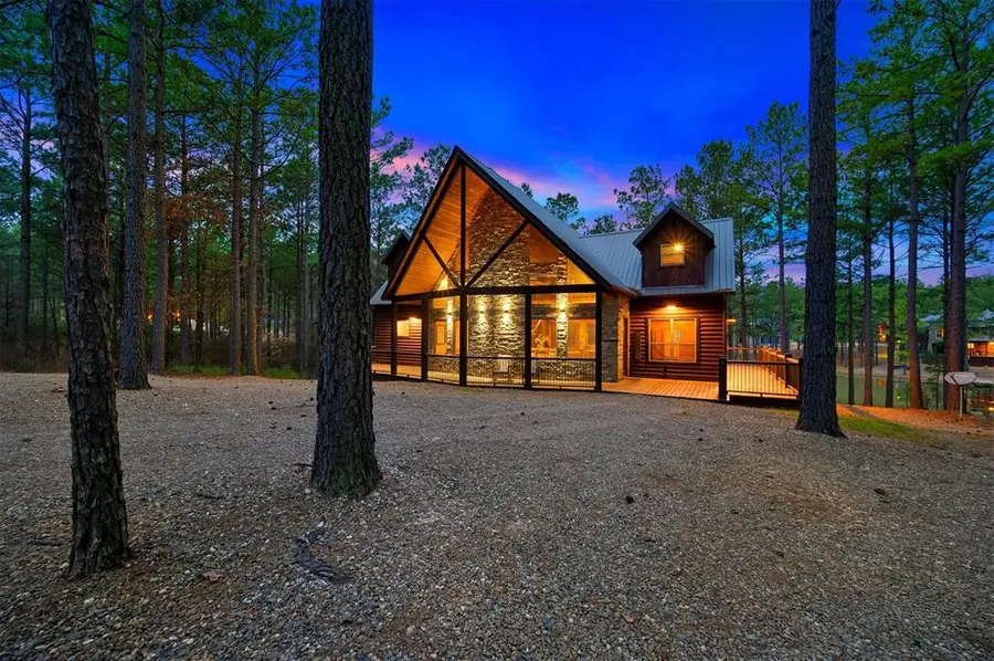 317 Sugar Pine Loop, Broken Bow, OK 74728 - Image #2