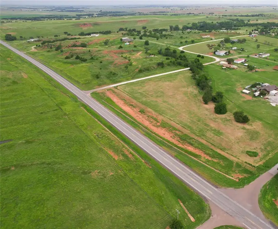 10391 N 2200 Road, Clinton, OK 73601 - #2