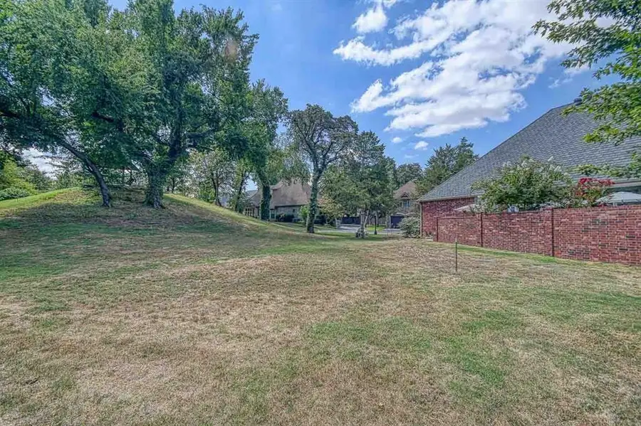 2521 Mcgee Drive #5, Norman, OK 73072 - Image #2