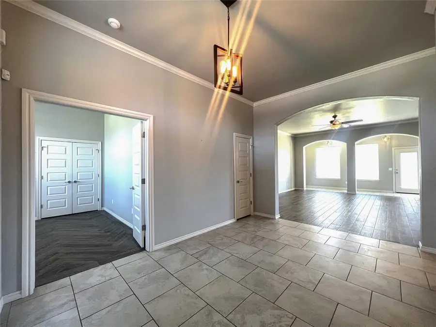 8312 NW 160th Court, Edmond, OK 73013 - Image #2