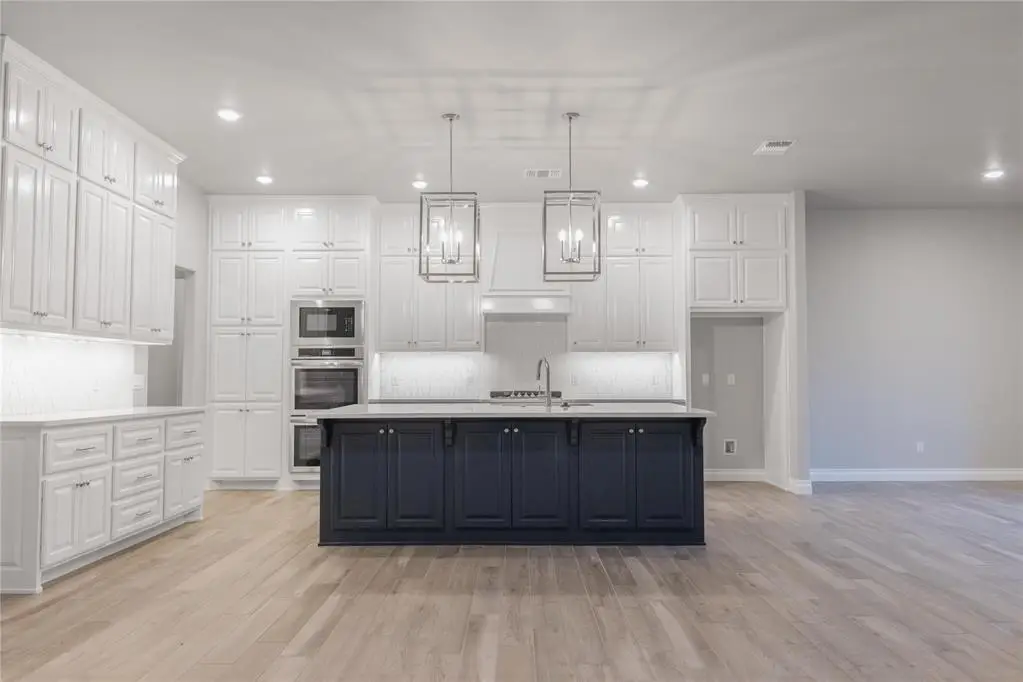 14016 Willow Lane, Oklahoma City Northeast, OK 73049 - Image #1