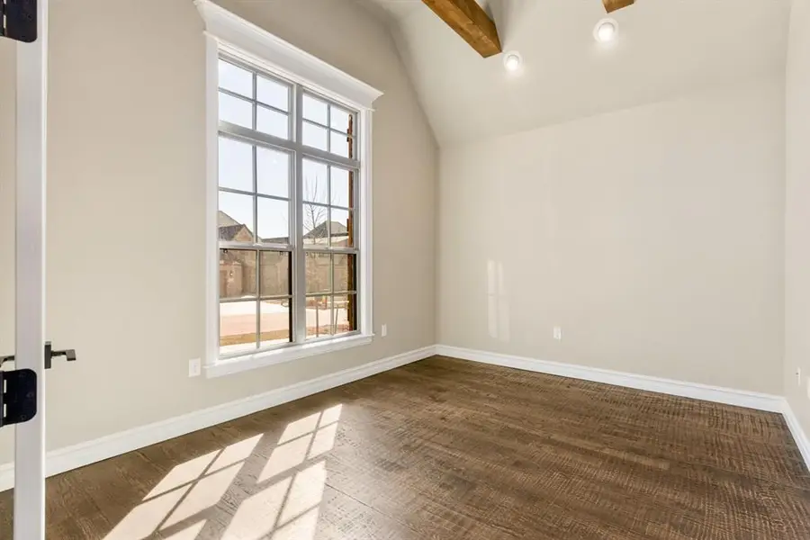 15709 Flora Avenue, Edmond, OK 73013 - Image #3