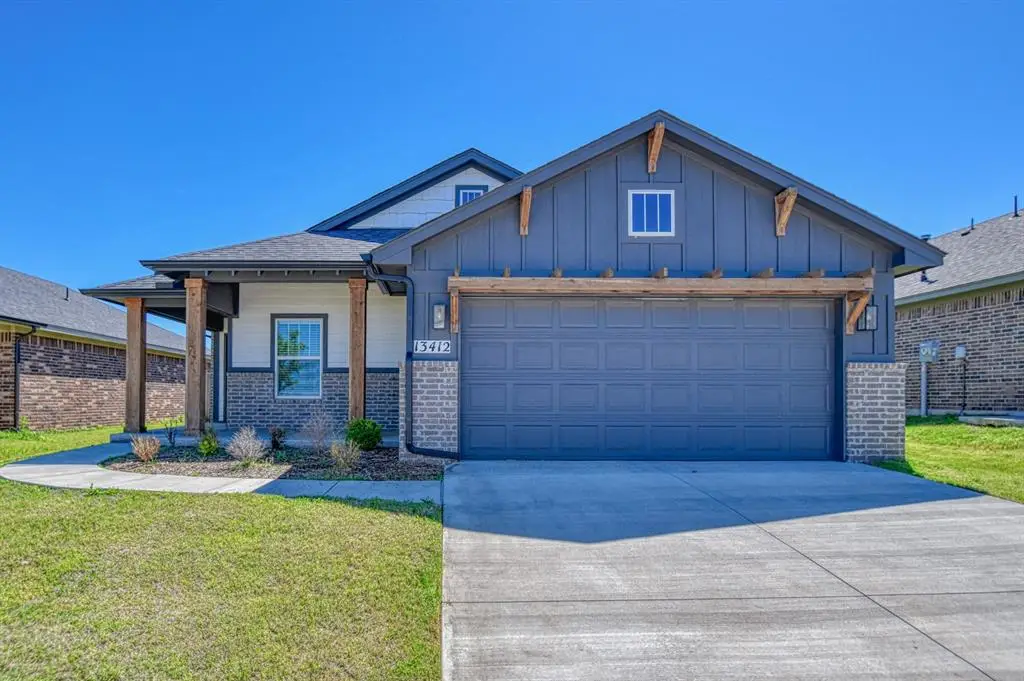 13412 Arrowhead Boulevard, Yukon, OK 73099 - Image #1