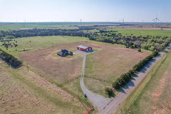 8650 N 2310 Road, Custer City, OK 73639