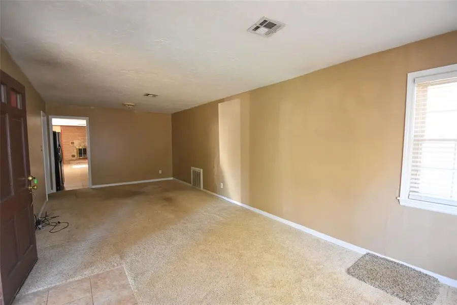 911 Mckinley Street, Seminole, OK 74868 - Image #3