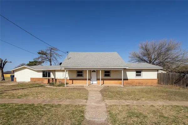 207 N Reimer Street, Corn, OK 73024