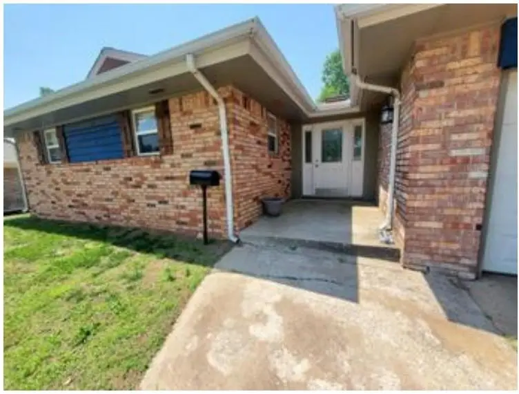 1313 Kingston Drive, Yukon, OK 73099 - #2
