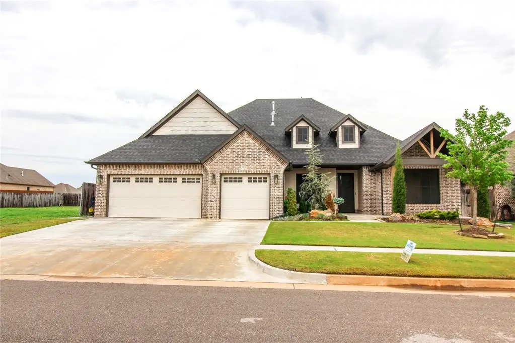 405 Braxton Way, Yukon, OK 73099 - Image #1