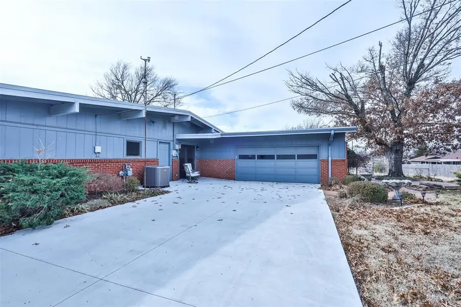 606 16th Street, Prague, OK 74864 - Image #3