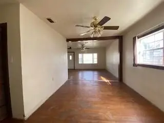 233 S Louis Tittle Avenue, Mangum, OK 73554 - Image #3