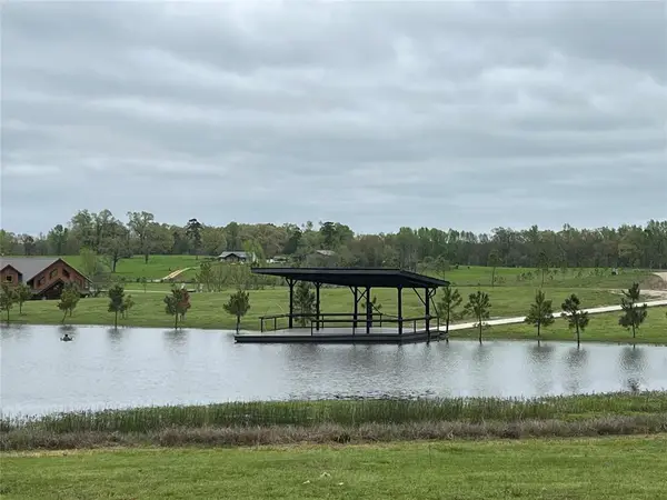 279 Crystal Lake Lane, Broken Bow, OK 74728