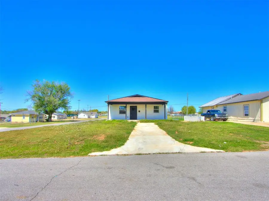 1928 Arizona Street, Chickasha, OK 73018 - Image #2
