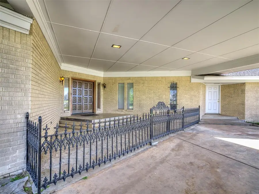 7700 S Country Club Drive, Oklahoma City, OK 73159 - Image #3