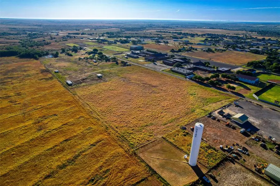 E Cannon Drive, Sayre, OK 73662 - Image #2