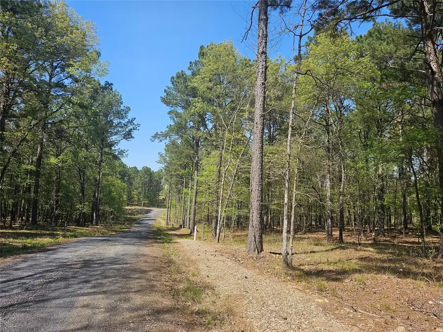 640 Three Creeks Road, Broken Bow, OK 74728 - Image #3