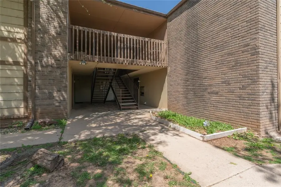6554 N Meridian Avenue #210, Oklahoma City, OK 73116 - Image #2