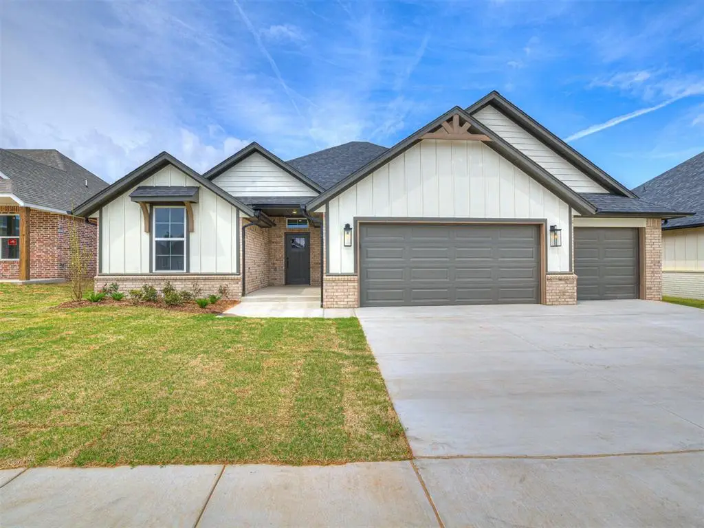 9213 Taggert Lane, Yukon, OK 73099 - Image #1